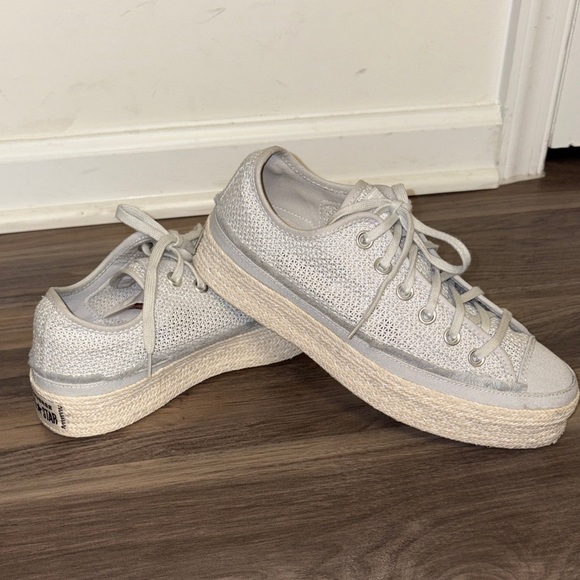Converse Women's Cream Platform Sneakers - Picture 5 of 6
